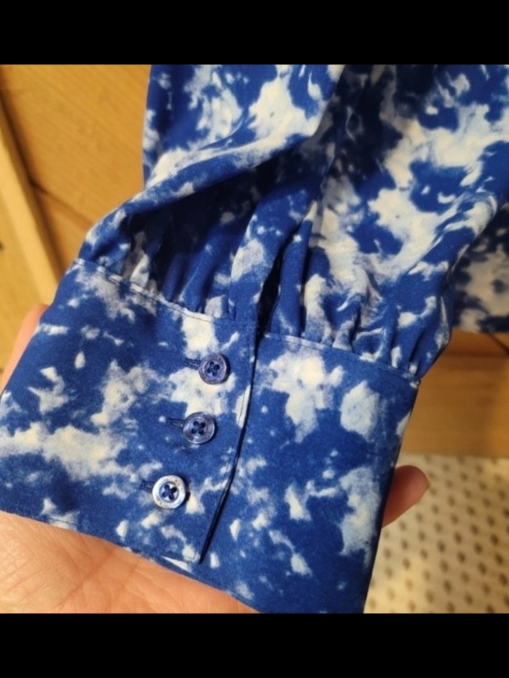 Calvin Klein Blue and White Abstract Print Blouse - Picture 4 of 6